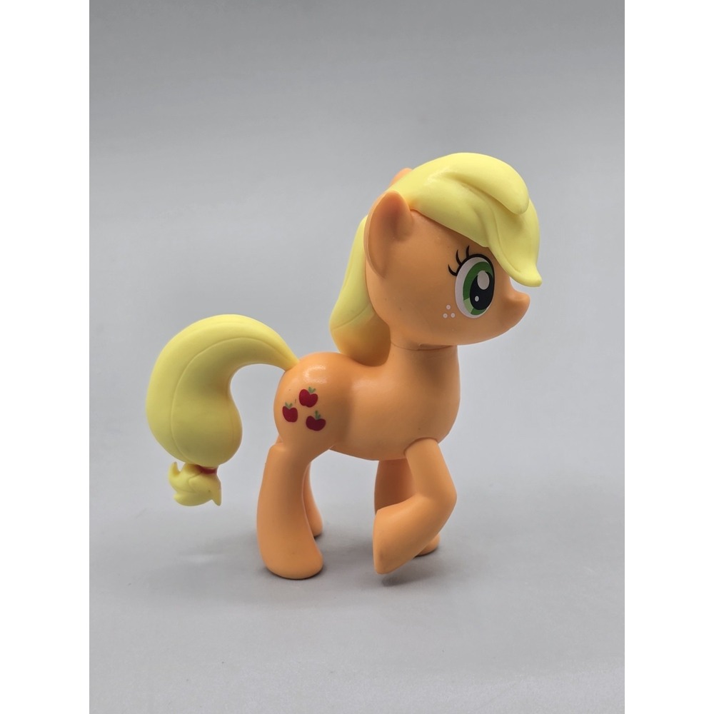 2017 My Little Pony Friendship is Magic APPLEJACK Molded Plastic Vinyl Figure